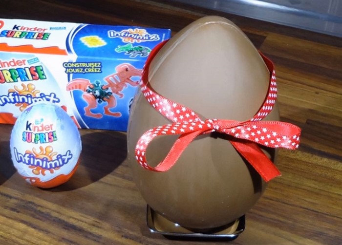Шоколадное яйцо своими руками: как сделать в домашних условиях большой десерт с конфетами, в виде торта, рецепты и фото