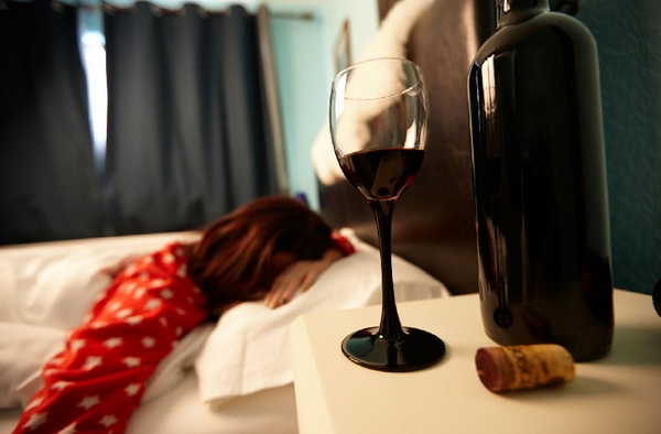 Алкоголь вредит сну