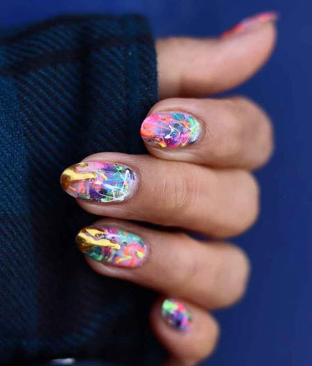 Фото новинки дизайна ногтей на овальные ногти