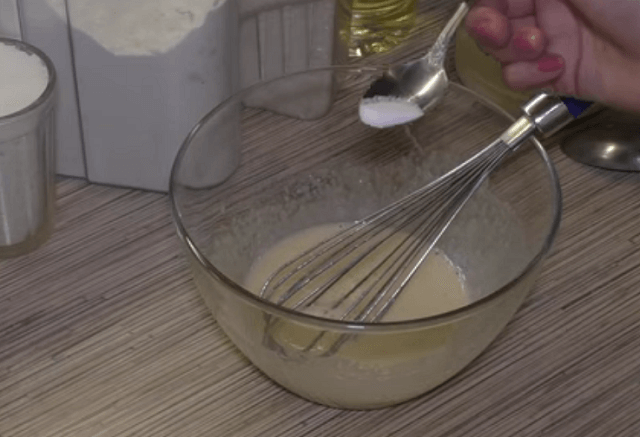 Панкейки на молоке – 9 простых рецептов вкусного завтрака