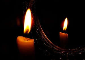 Вызов духов с помощью свечи