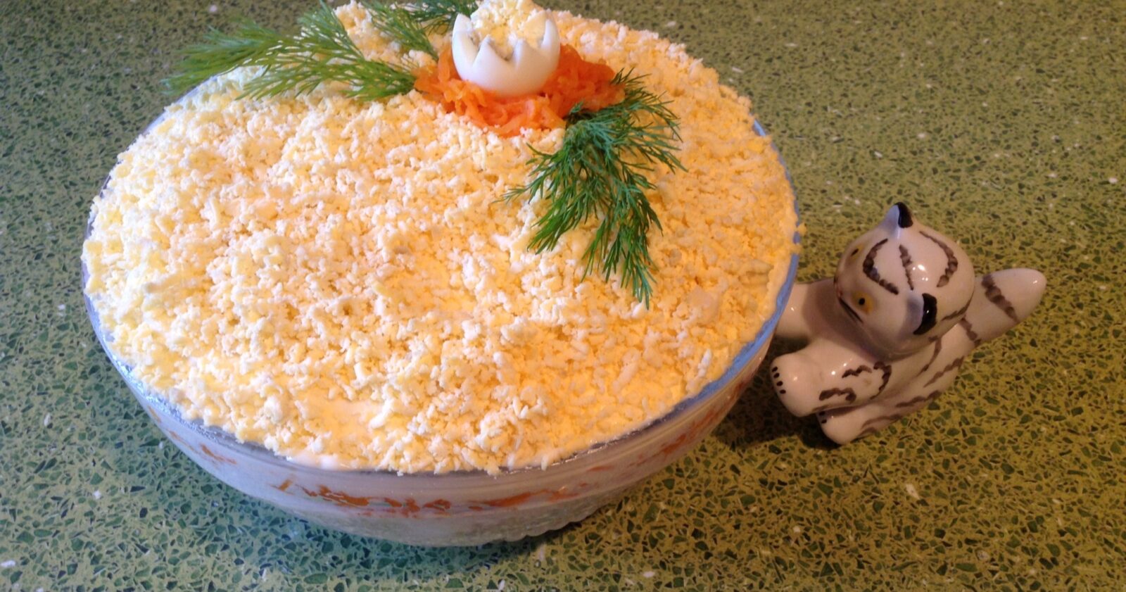 Салат мимоза с курицей рецепт с фото пошагово